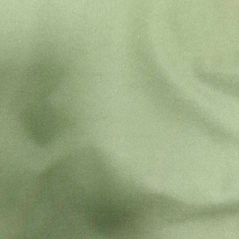 T400 og T8 Stoffer for herre- og dameklær